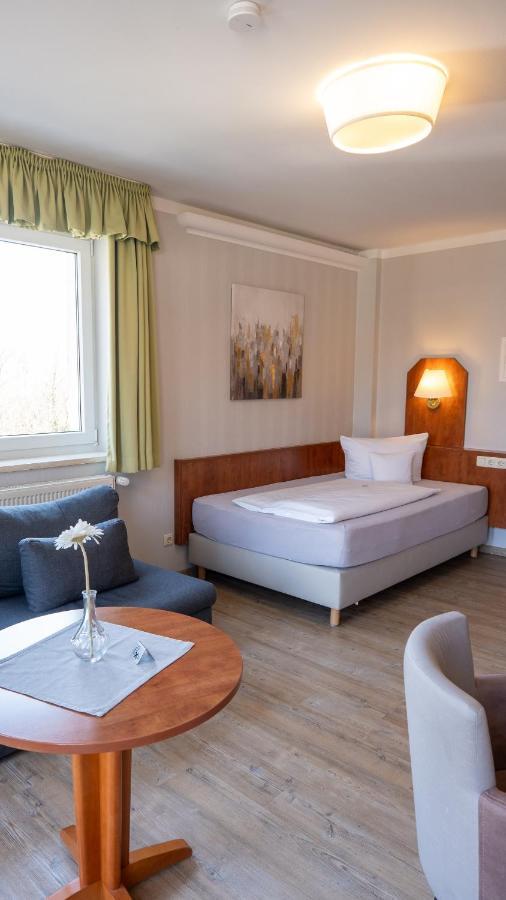 Hotel Am Uenglinger Tor Stendal Buitenkant foto
