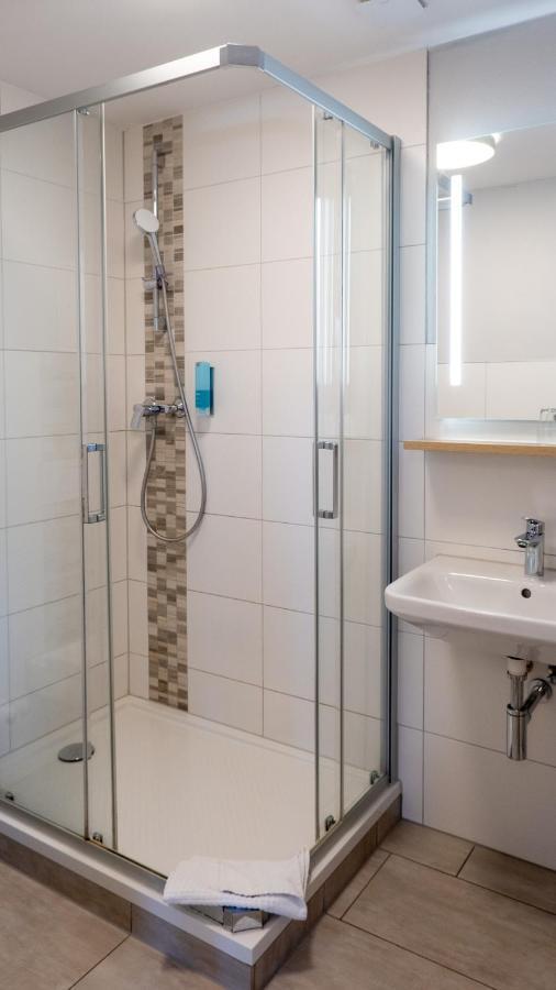 Hotel Am Uenglinger Tor Stendal Buitenkant foto